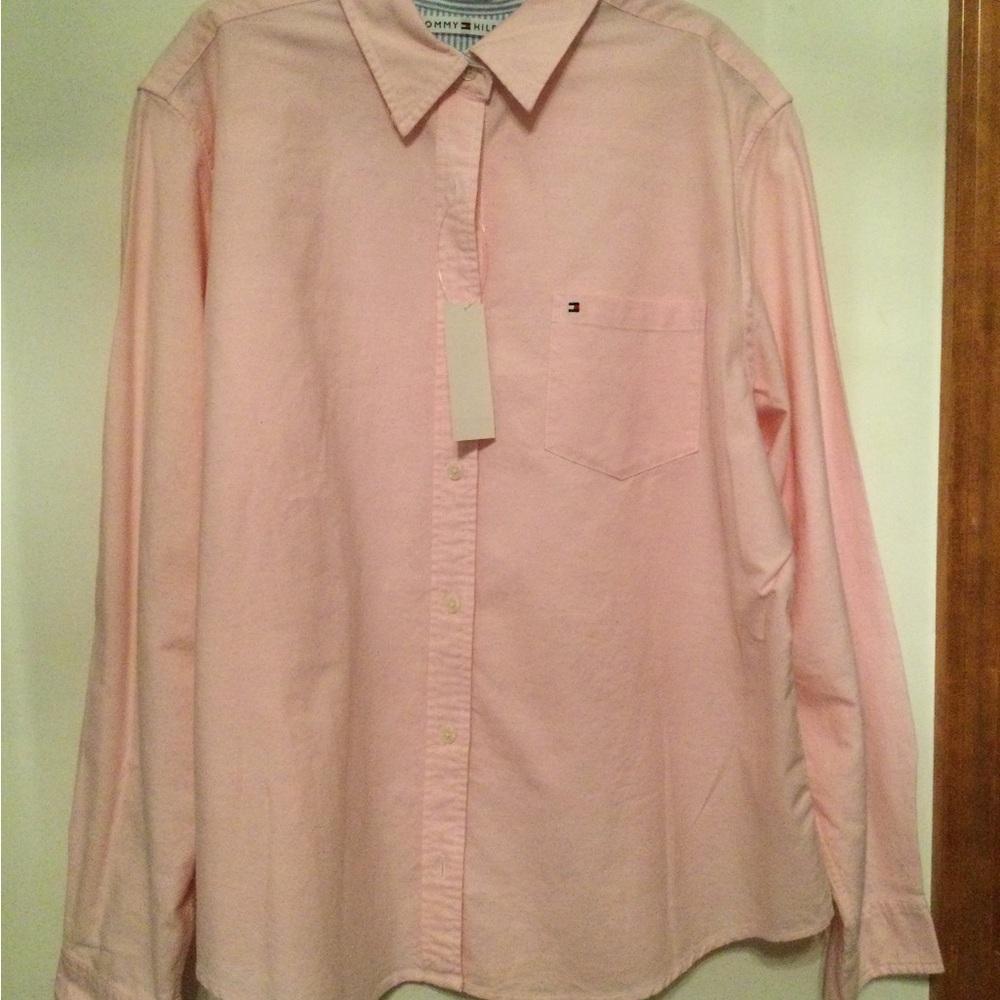 NWT Tommy Hilfiger Women’s Pink Oxford Button-Down Shirt, size XL